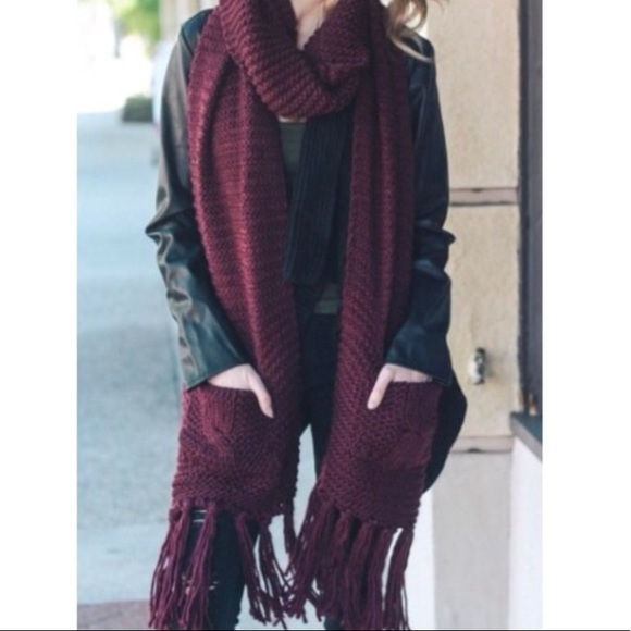 🎉HP🎉 ✨SALE✨ 🔥NEW Oversized Pocket Scarf - Picture 3 of 4